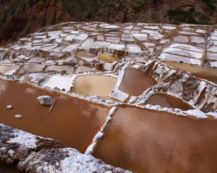 Maras Salzterrassen in der Nähe von Machu Picchu